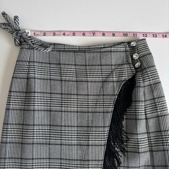Dylan Lex Wrap Midi Skirt Black Plaid Fringe Trim Preppy Asymmetric Size Small - Picture 3 of 9